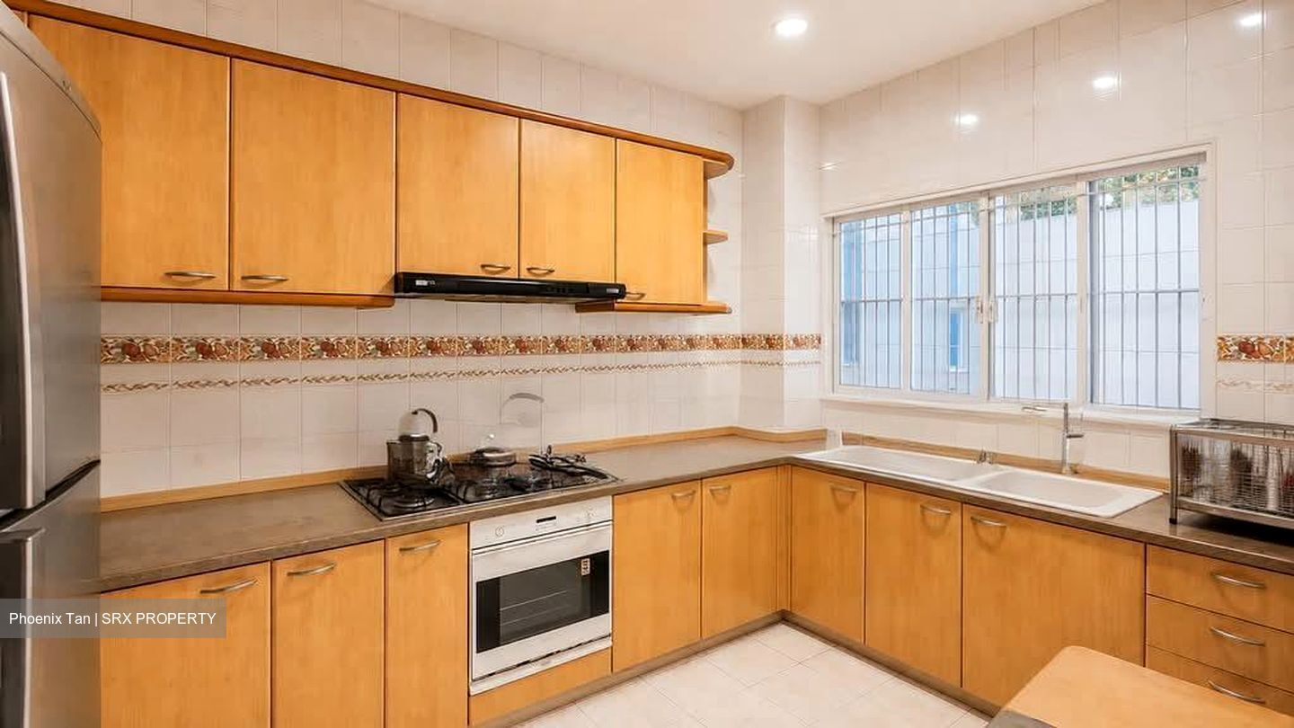 Upper Paya Lebar Road (D19), Terrace #564532991